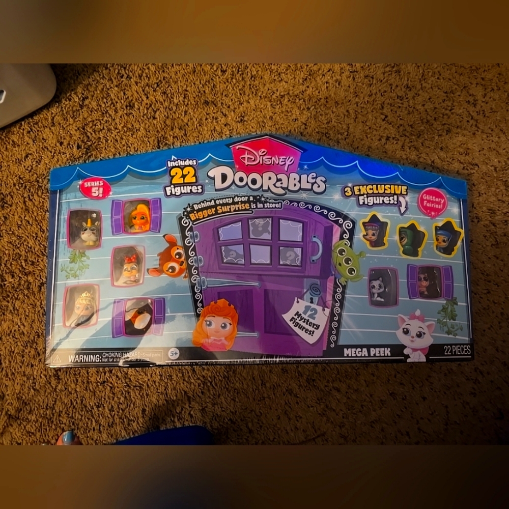 Disney Doorables Series 5 - Mega Peek Pack 22-piece Collectible Figure set New